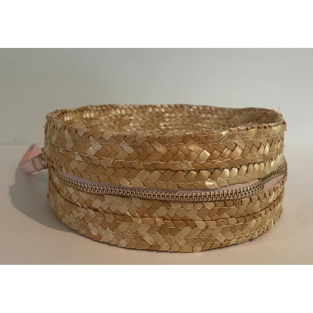 Miu Miu Parfums Round Woven Straw‎ Wristlet Vanity Case Cosmetic Travel Bag Gym